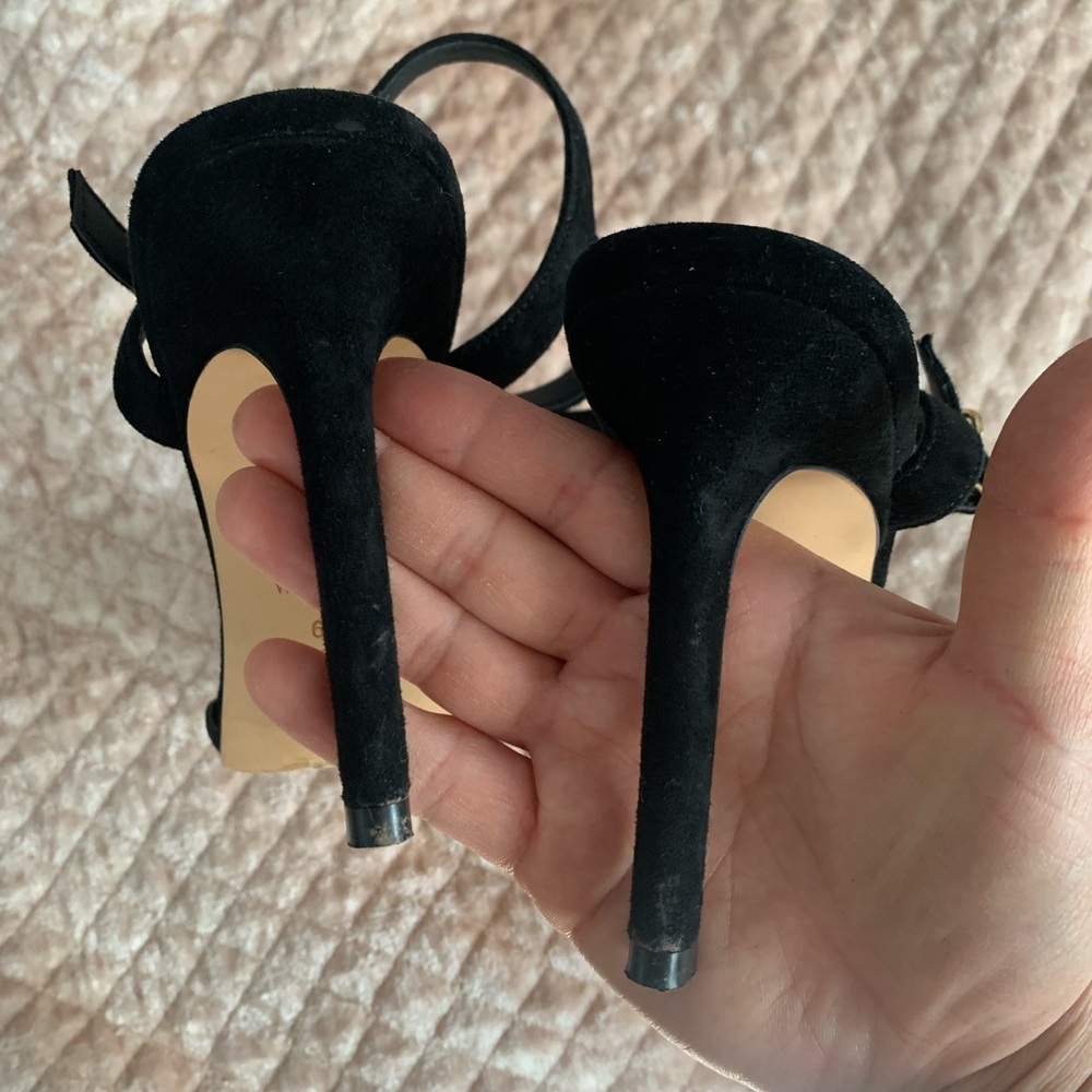 Stuart Weitzman 6.5 Black Twistie Suede sandals - Picture 3 of 4